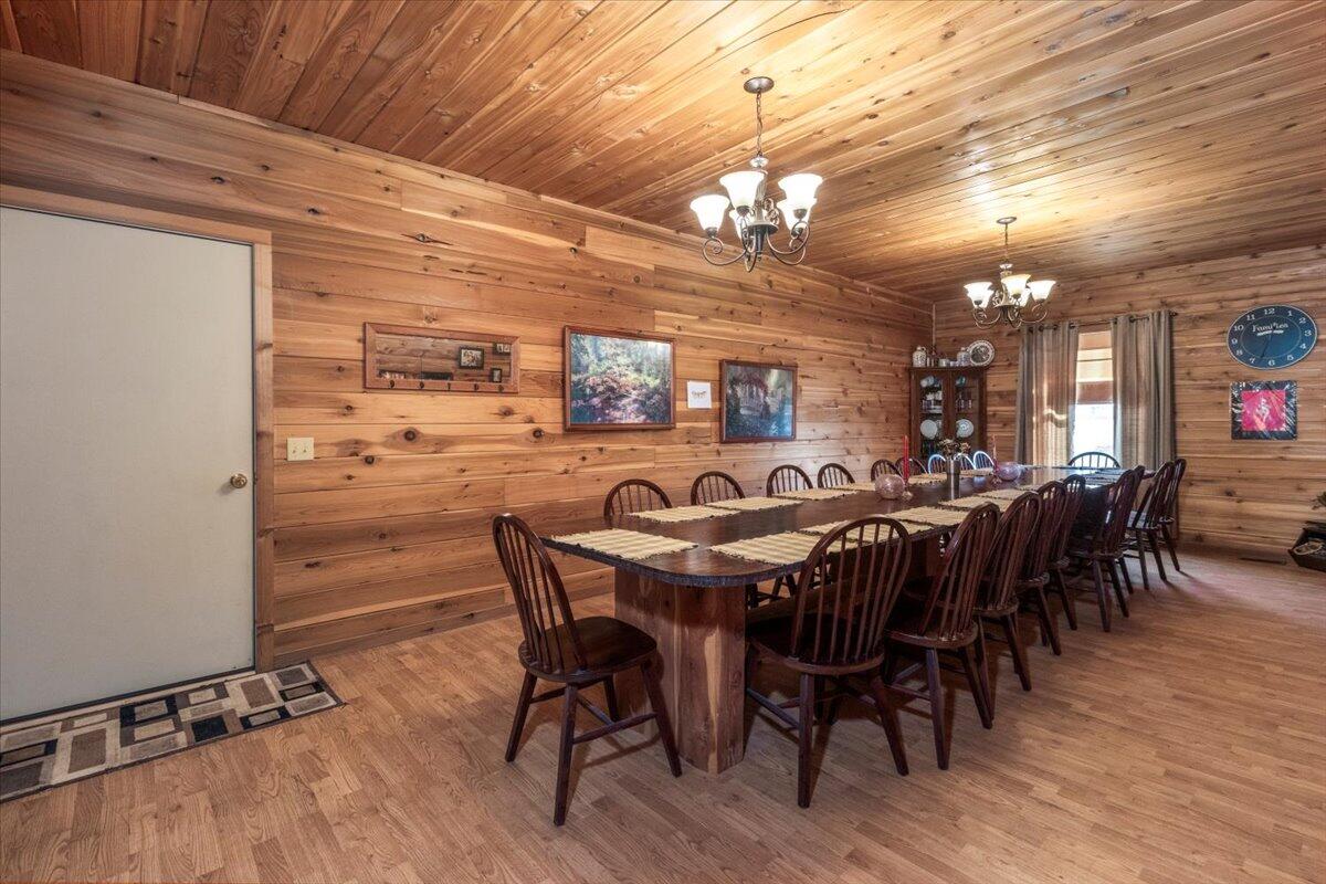 7745 Murr Road Property Photo 14