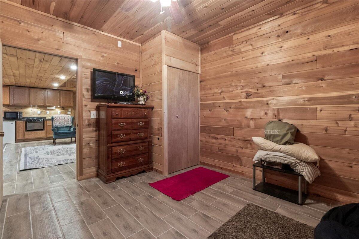 7745 Murr Road Property Photo 27