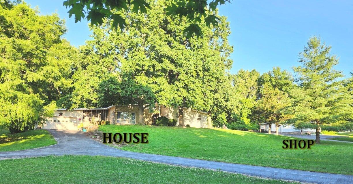 702 West Hubble Drive Property Photo 1