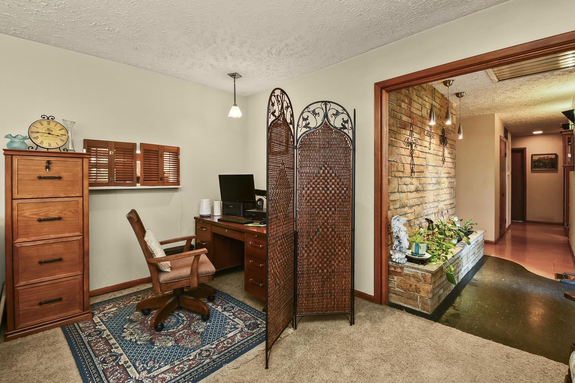 702 West Hubble Drive Property Photo 12