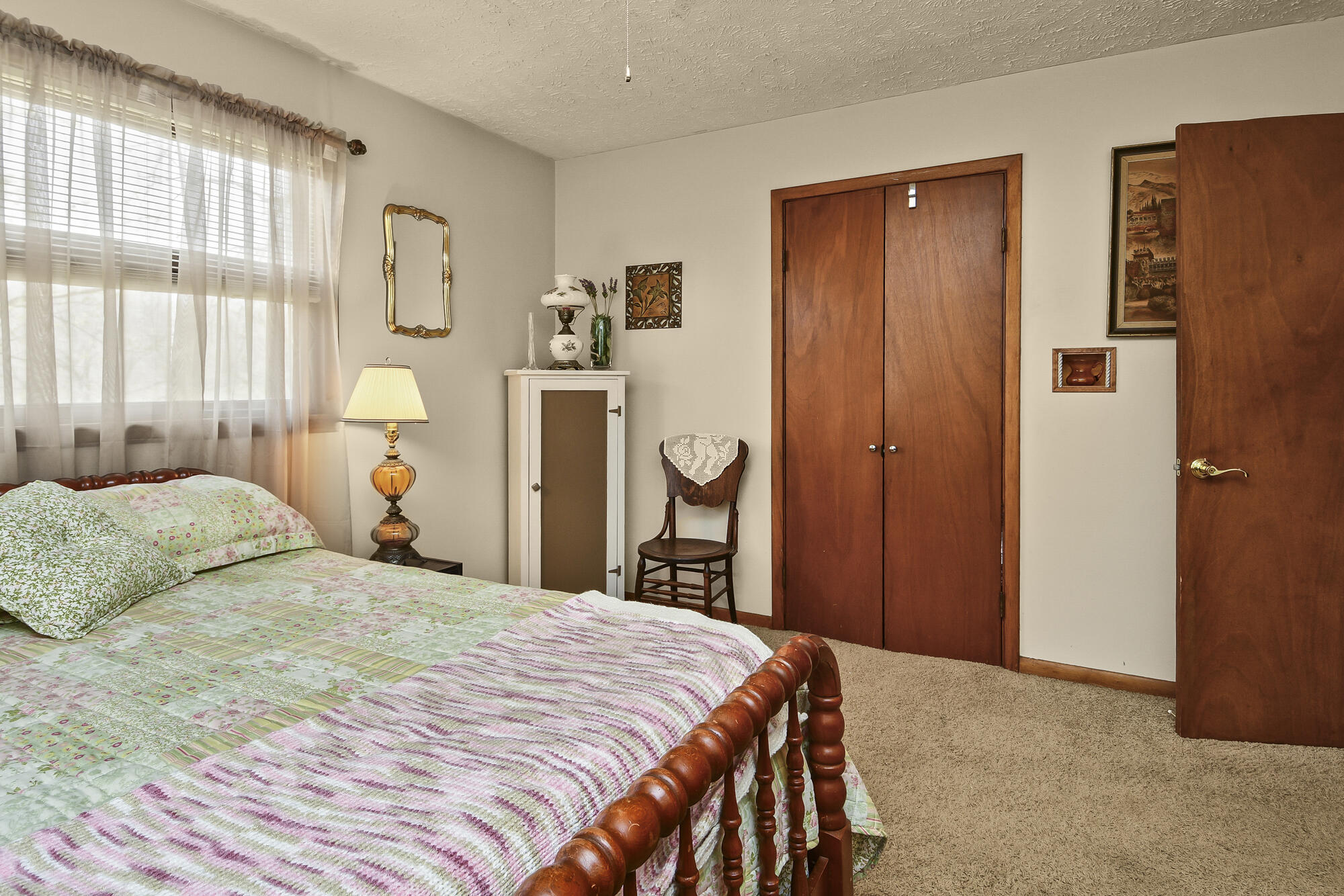 702 West Hubble Drive Property Photo 28