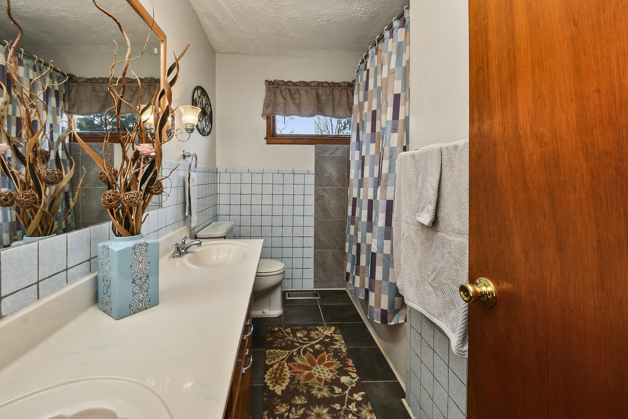702 West Hubble Drive Property Photo 29