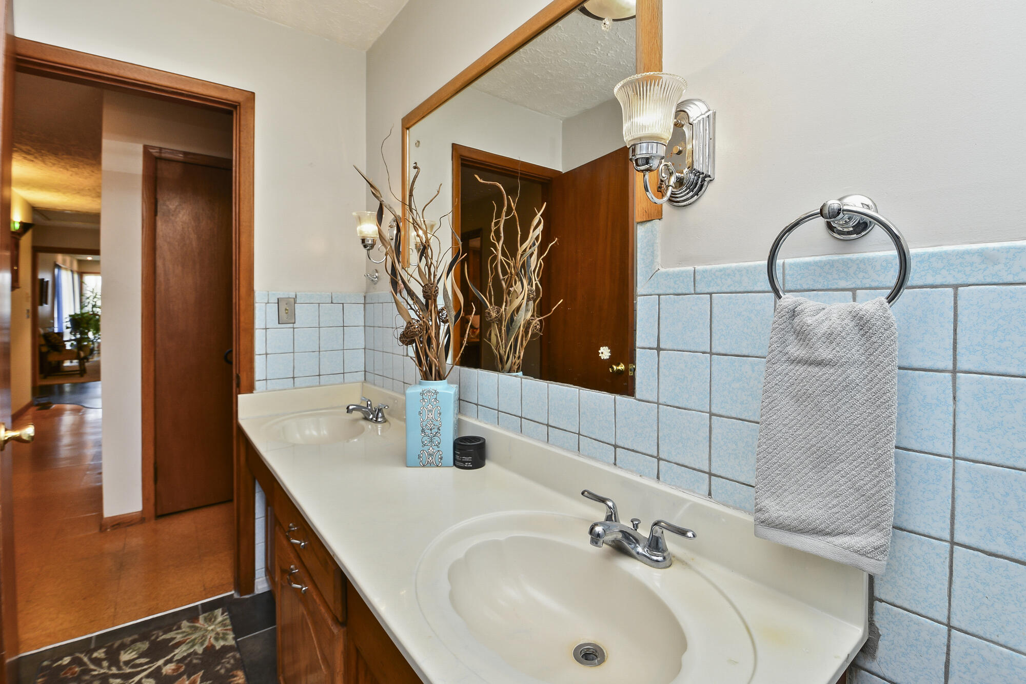 702 West Hubble Drive Property Photo 30