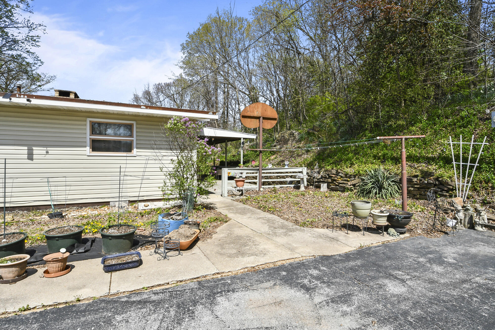 702 West Hubble Drive Property Photo 40