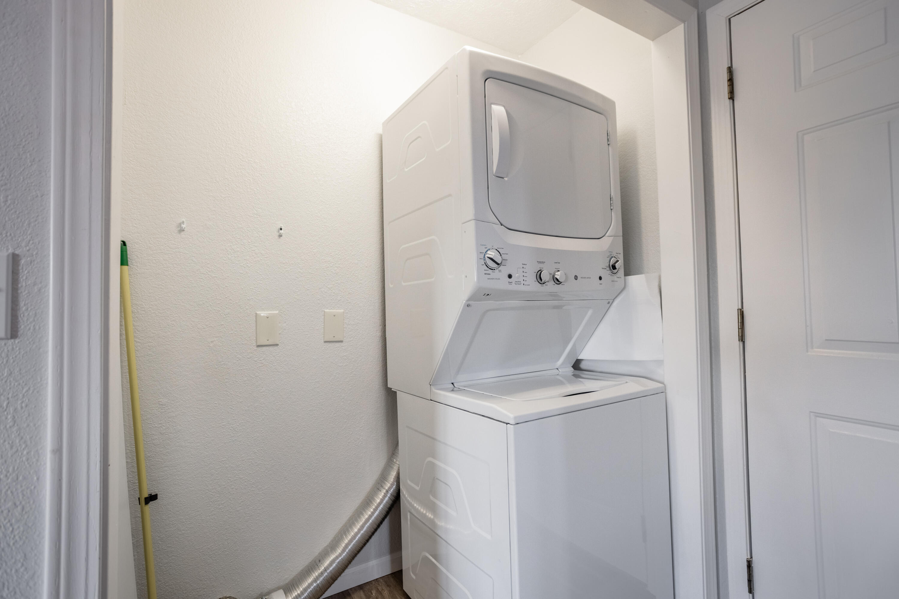 47 Misty Den Drive Property Photo 22