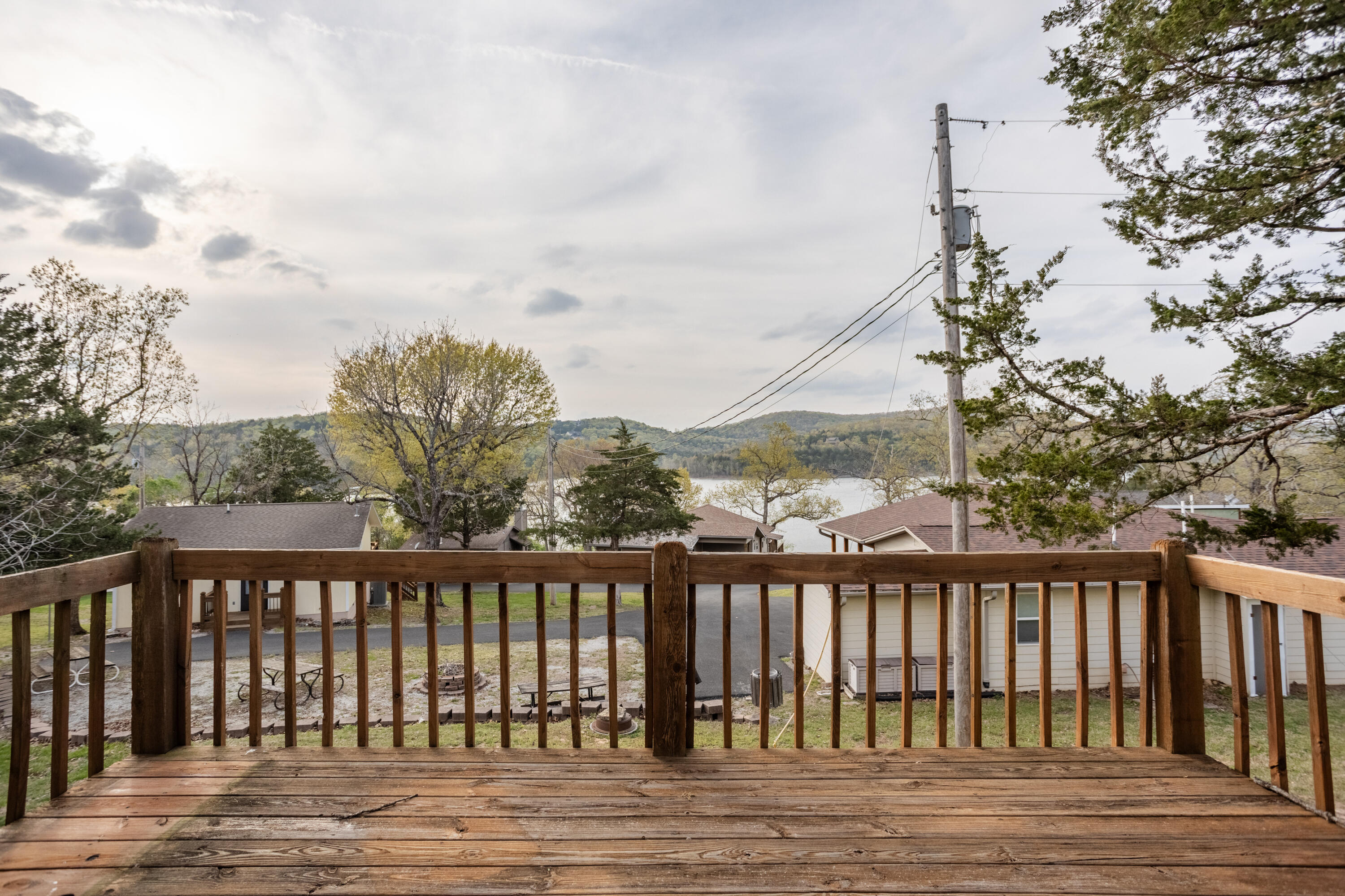 47 Misty Den Drive Property Photo 28