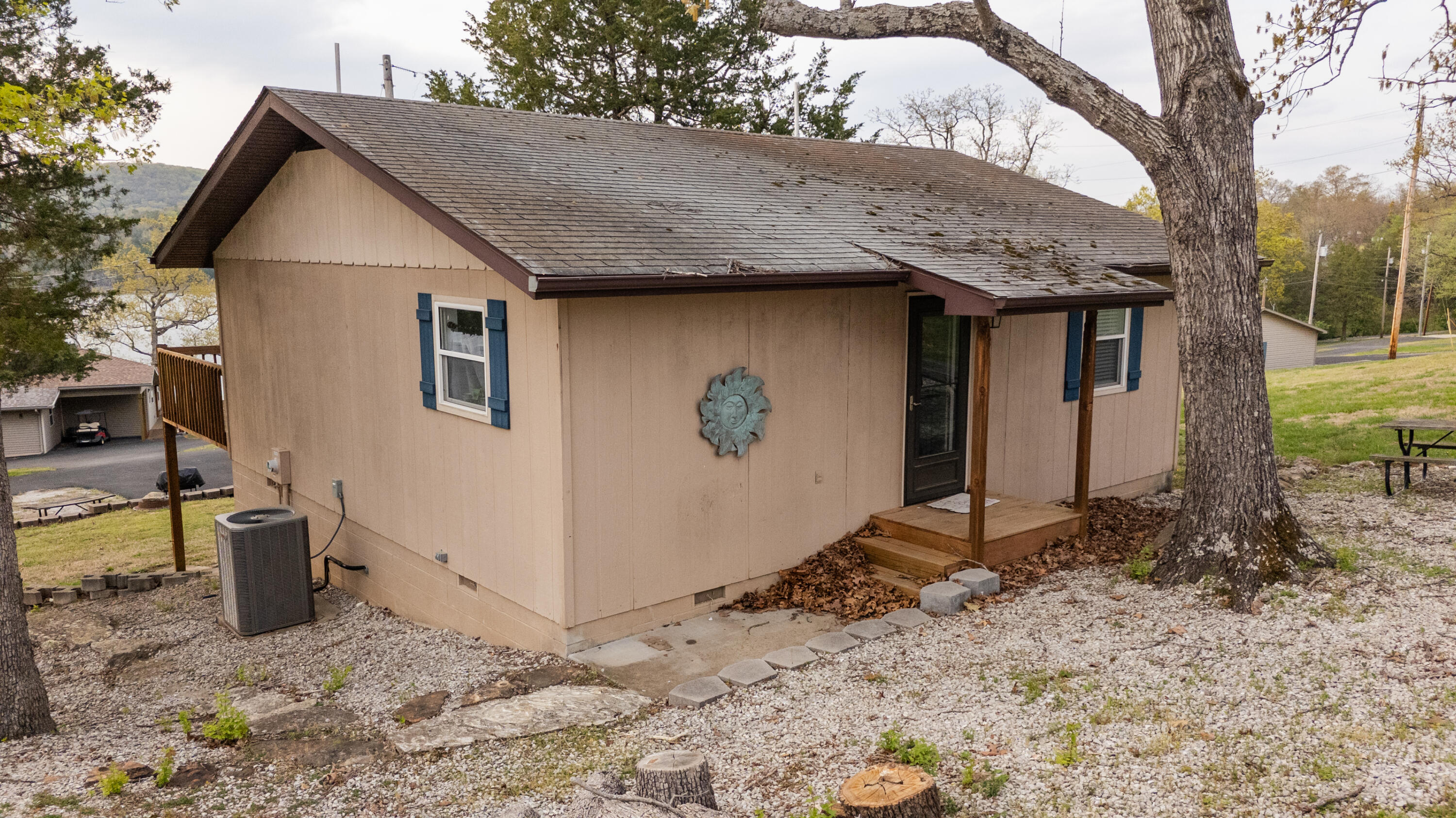 47 Misty Den Drive Property Photo 44
