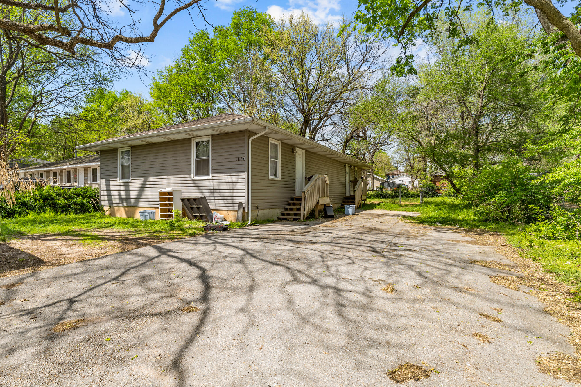 1115 West Elm Arcade Street Property Photo 1