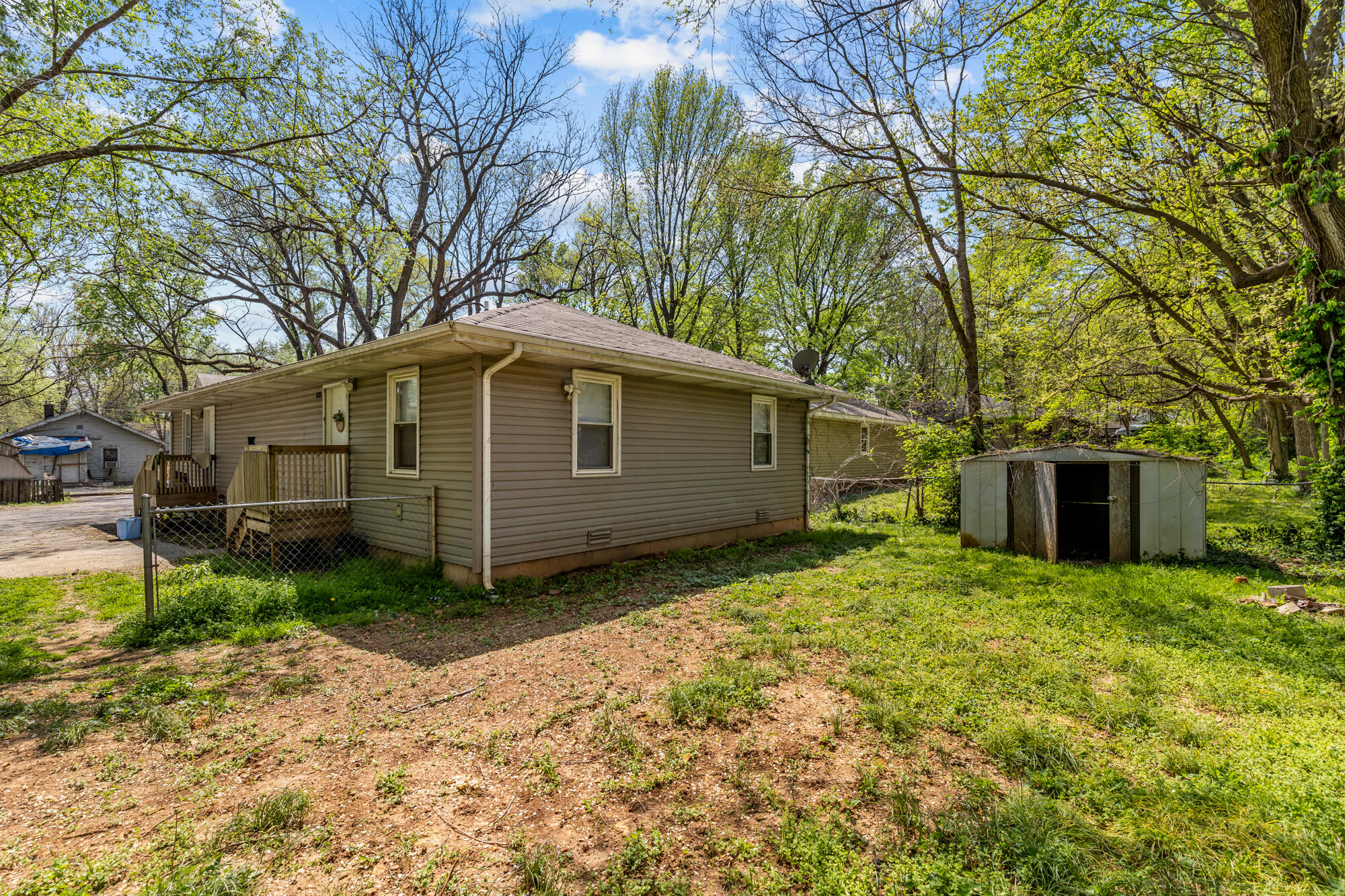 1115 West Elm Arcade Street Property Photo 2