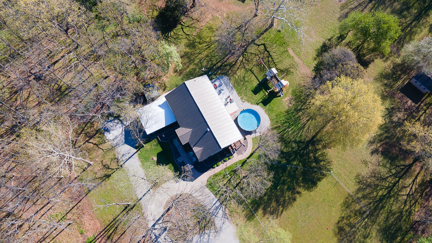 3275 South 175 Road Property Photo 10