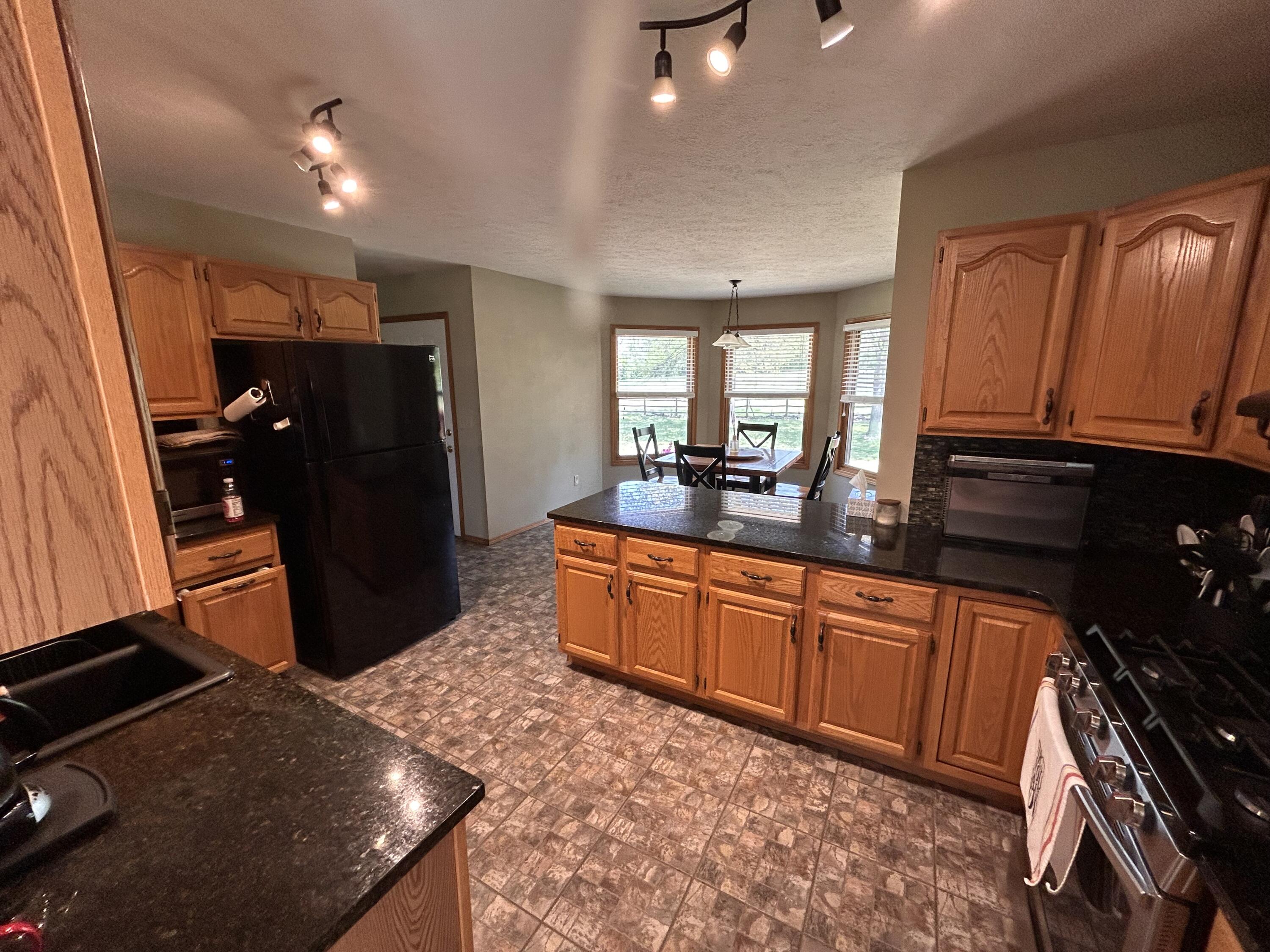 6475 South Farm Road 193 Property Photo 10