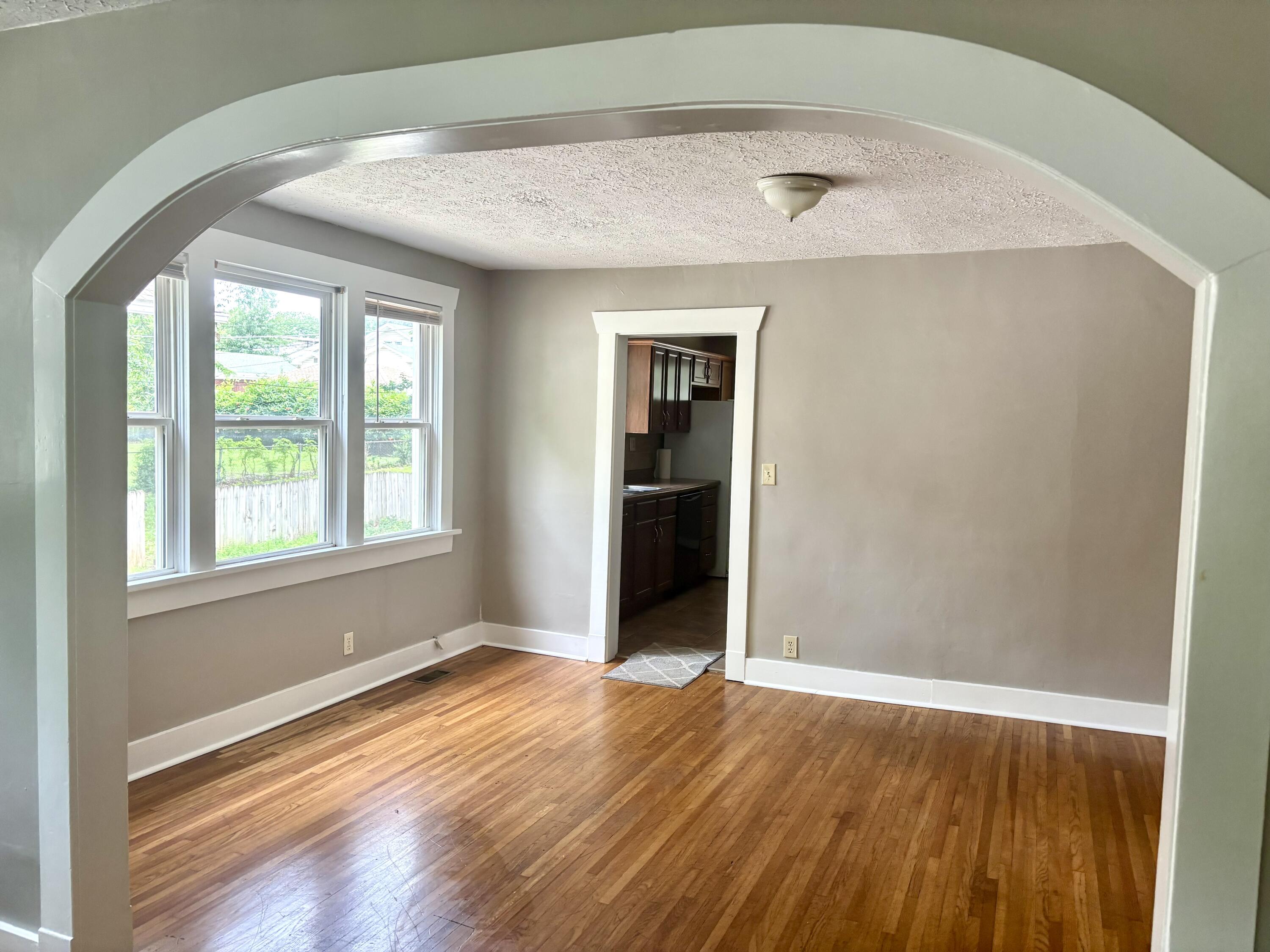 535 East Normal Street Property Photo 6