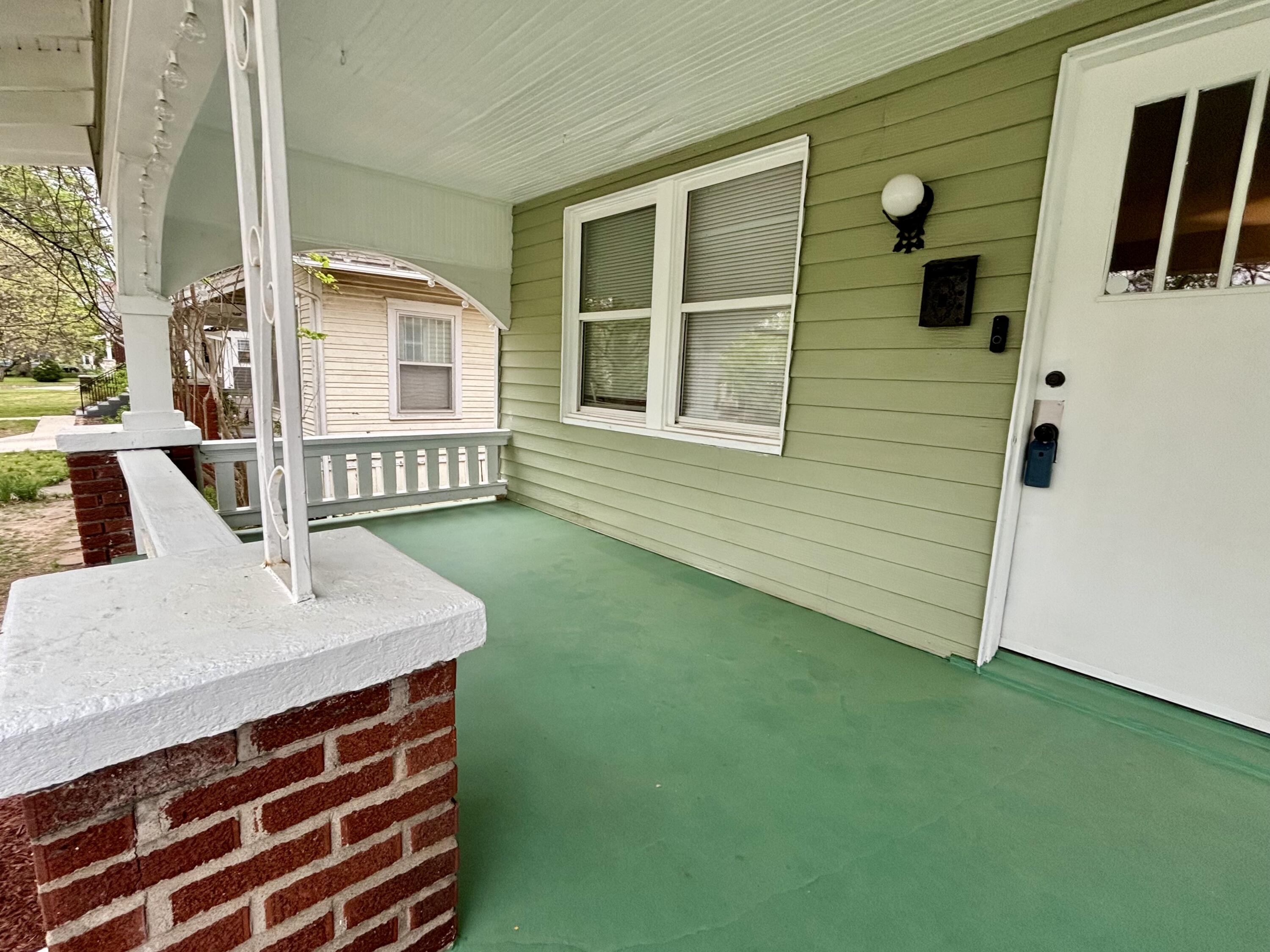 535 East Normal Street Property Photo 14