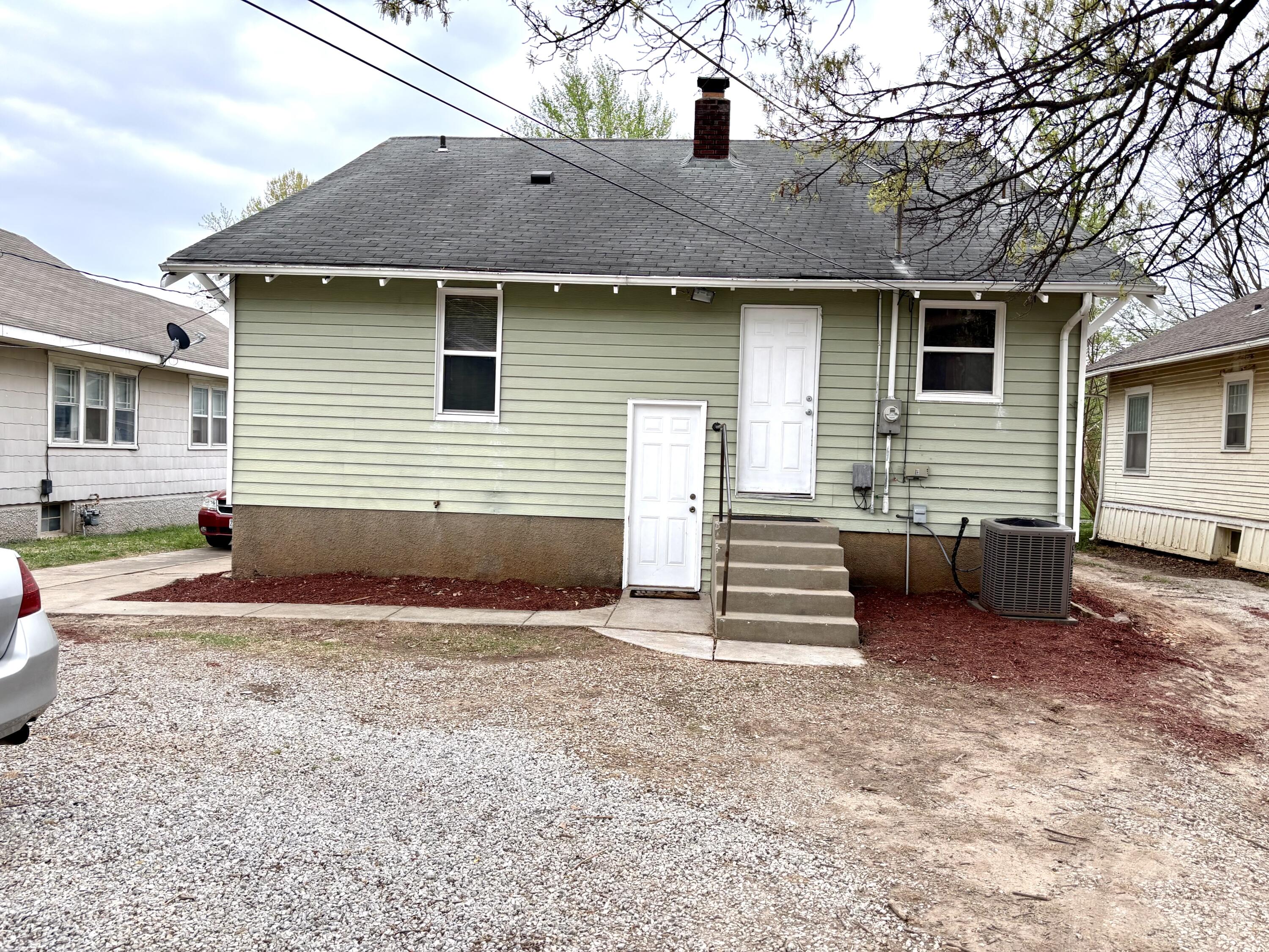 535 East Normal Street Property Photo 25