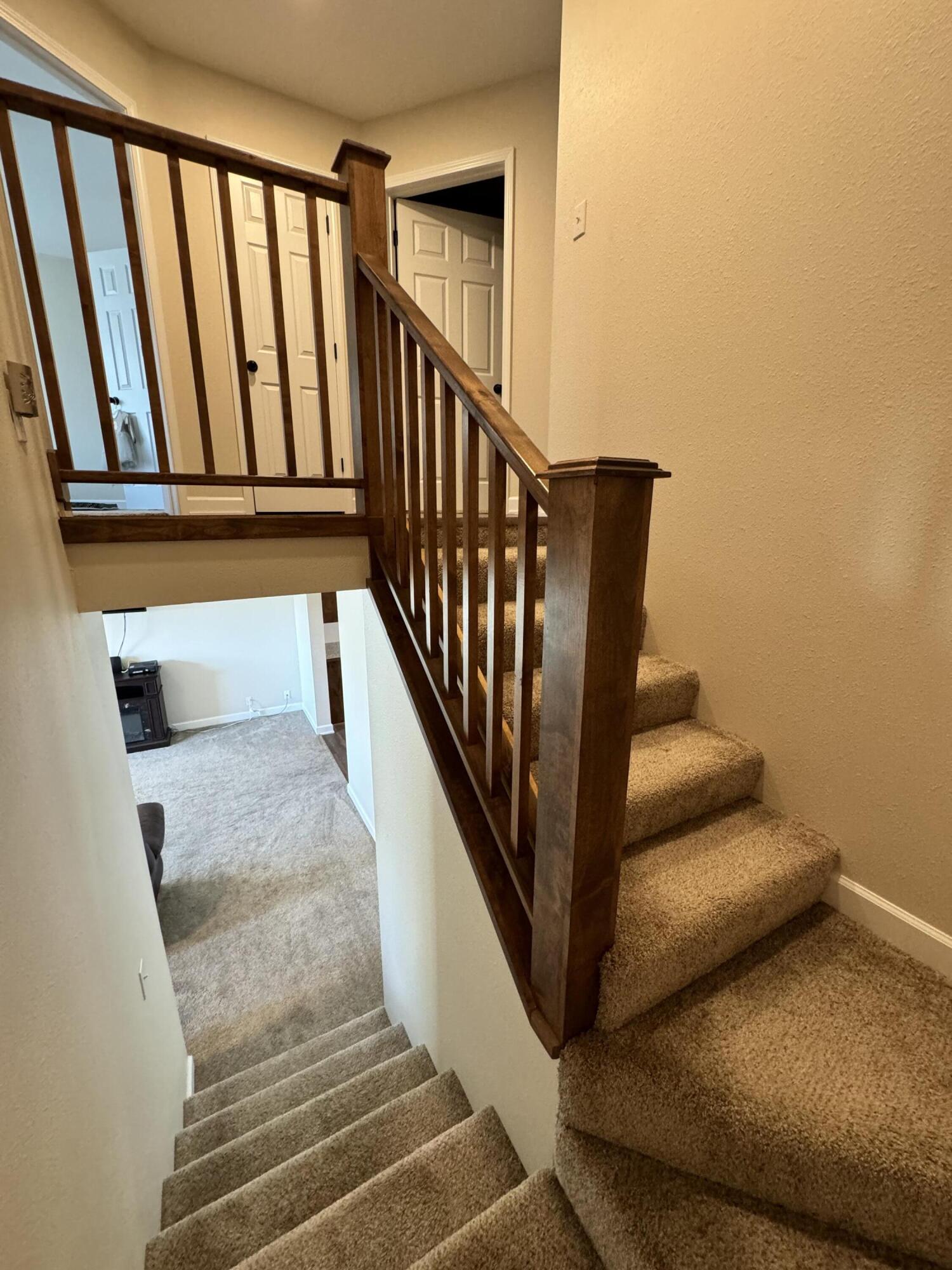 105 West Craig Street Property Photo 13