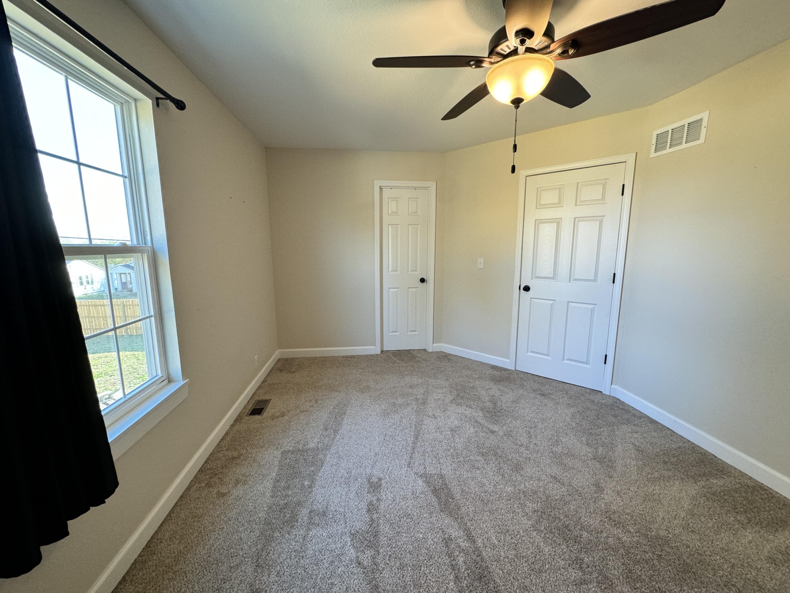 105 West Craig Street Property Photo 25