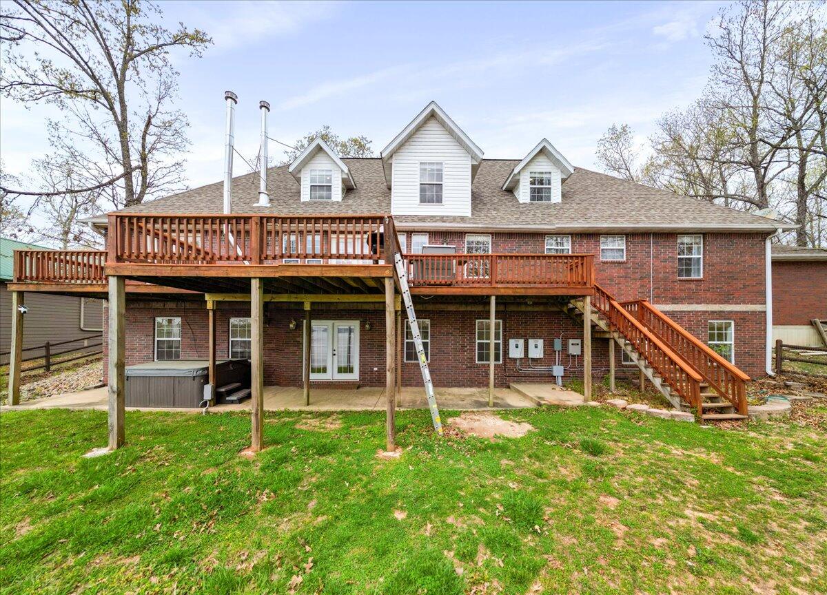 434 Beachwood Drive Property Photo 3