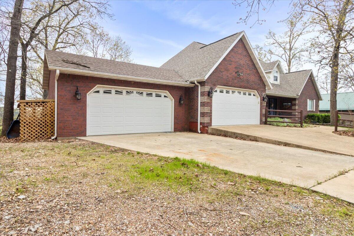 434 Beachwood Drive Property Photo 4