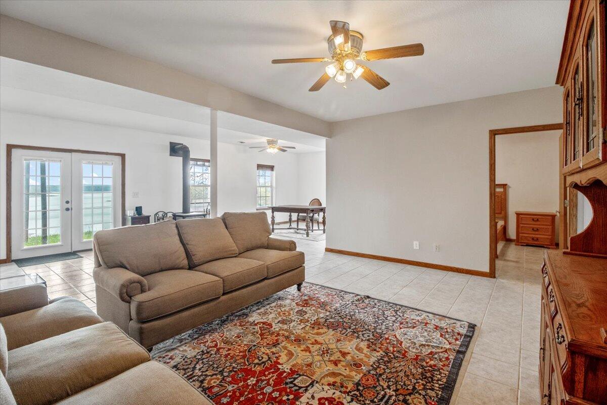 434 Beachwood Drive Property Photo 39