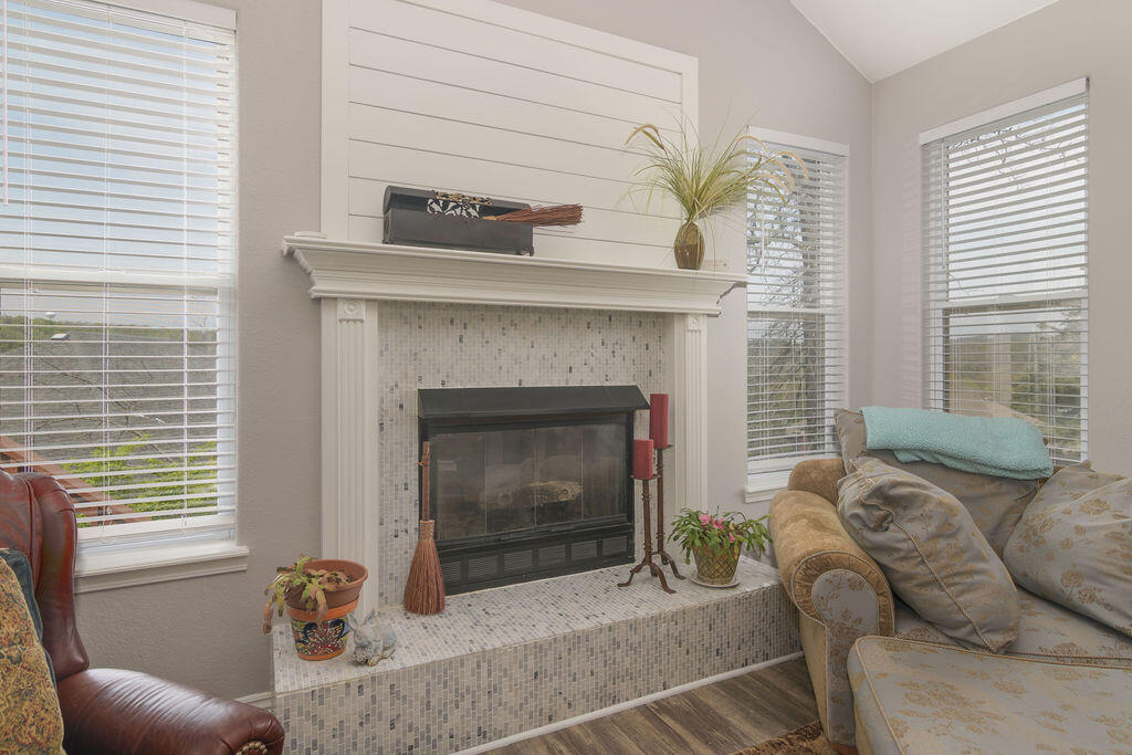 1302 Stoneycreek Lane Property Photo 18
