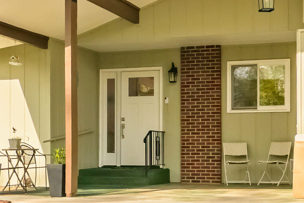 8 Oak Court Property Photo 2