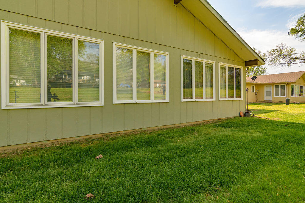 8 Oak Court Property Photo 29
