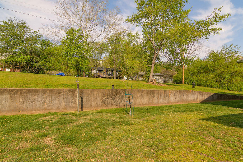 8 Oak Court Property Photo 30