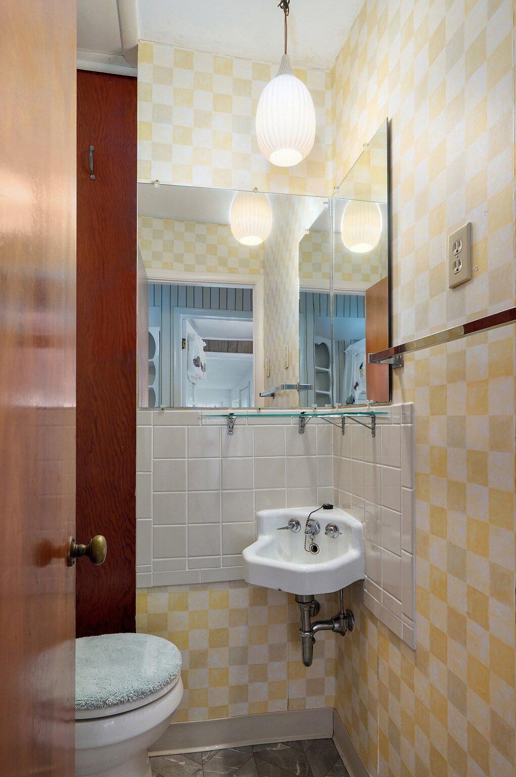 312 South Park Avenue Property Photo 14
