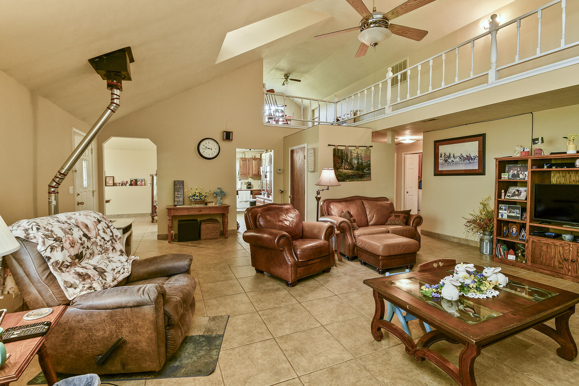 1138 Rock Road Property Photo 10