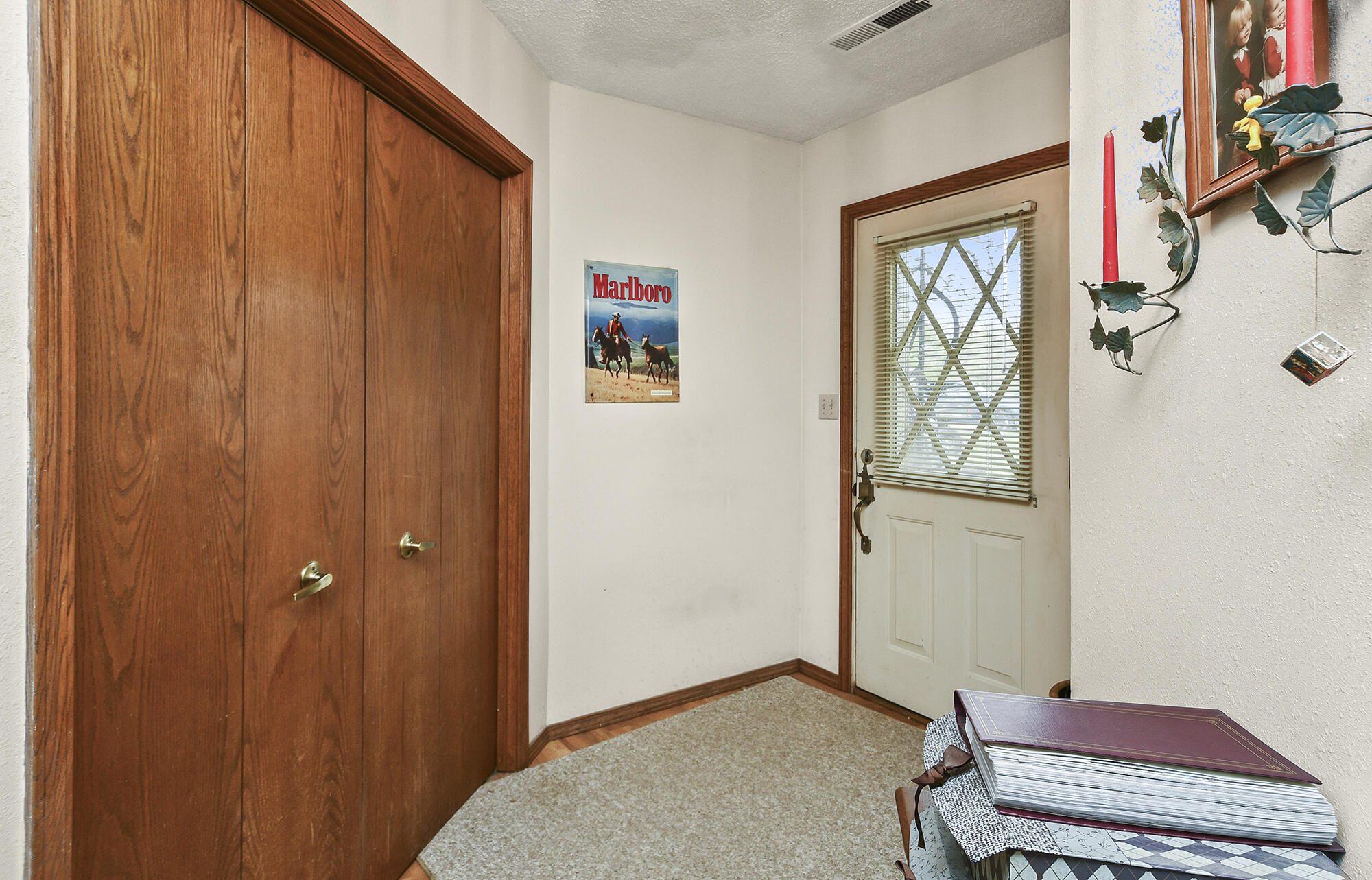 8100 Creek Road Property Photo 34