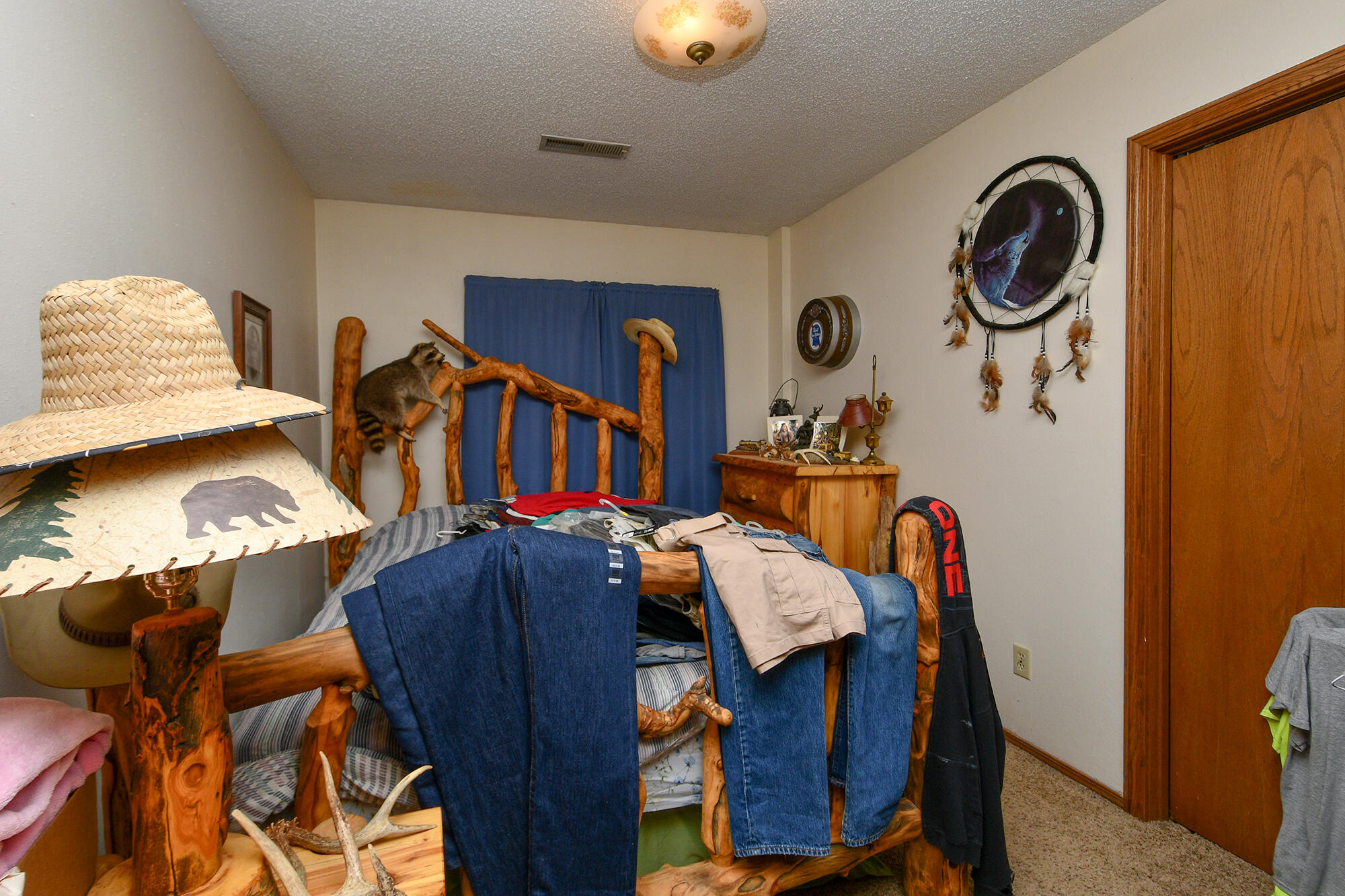 8100 Creek Road Property Photo 42