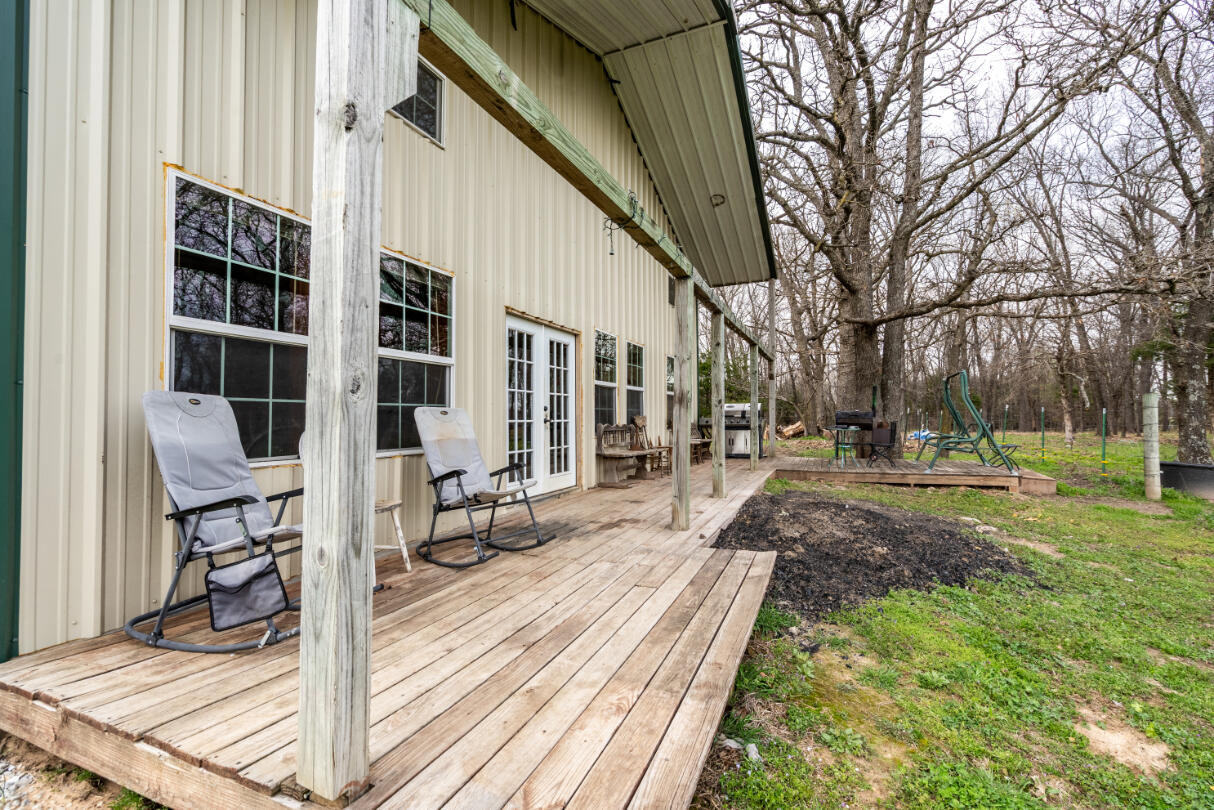 23935 East 1000th Road Property Photo 4