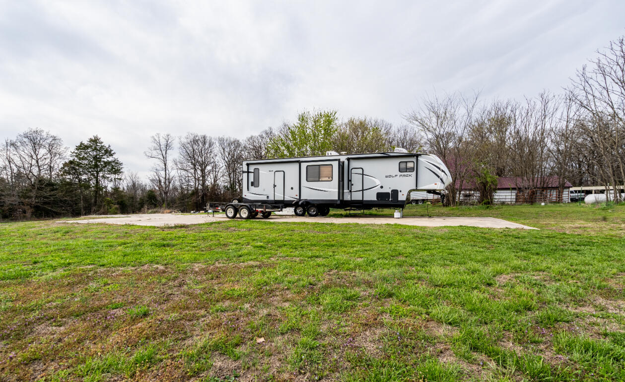 23935 East 1000th Road Property Photo 43