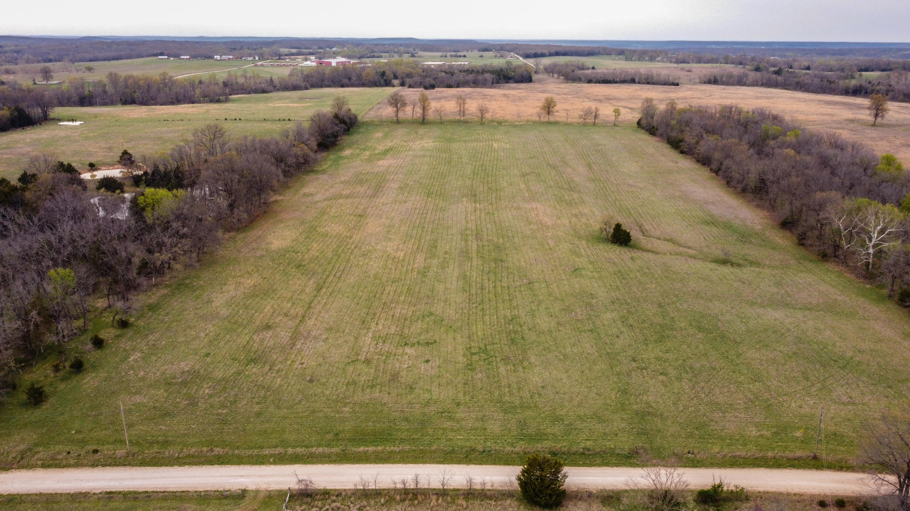 23935 East 1000th Road Property Photo 57