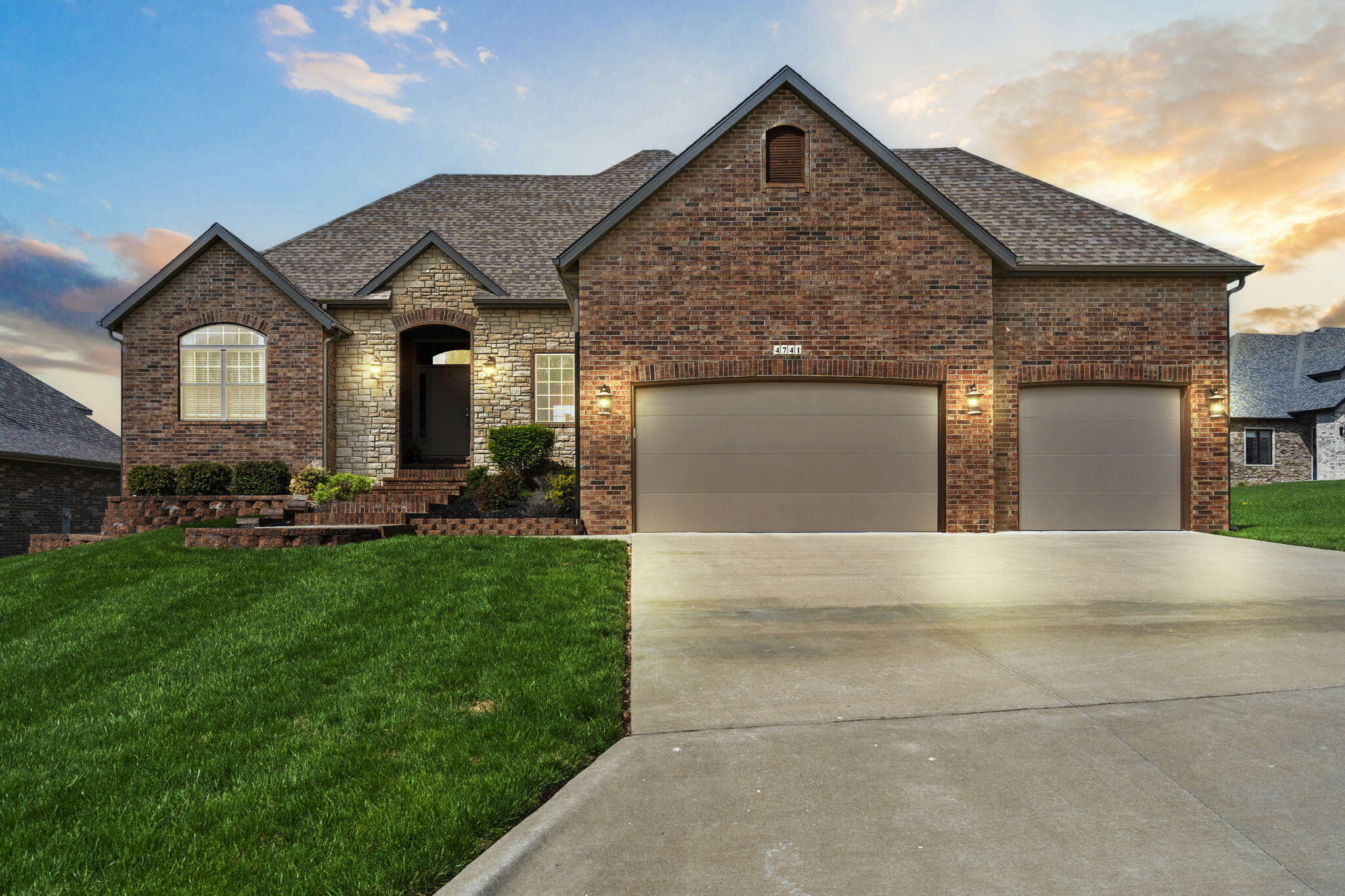 4741 East Forest Trails Drive Property Photo 1