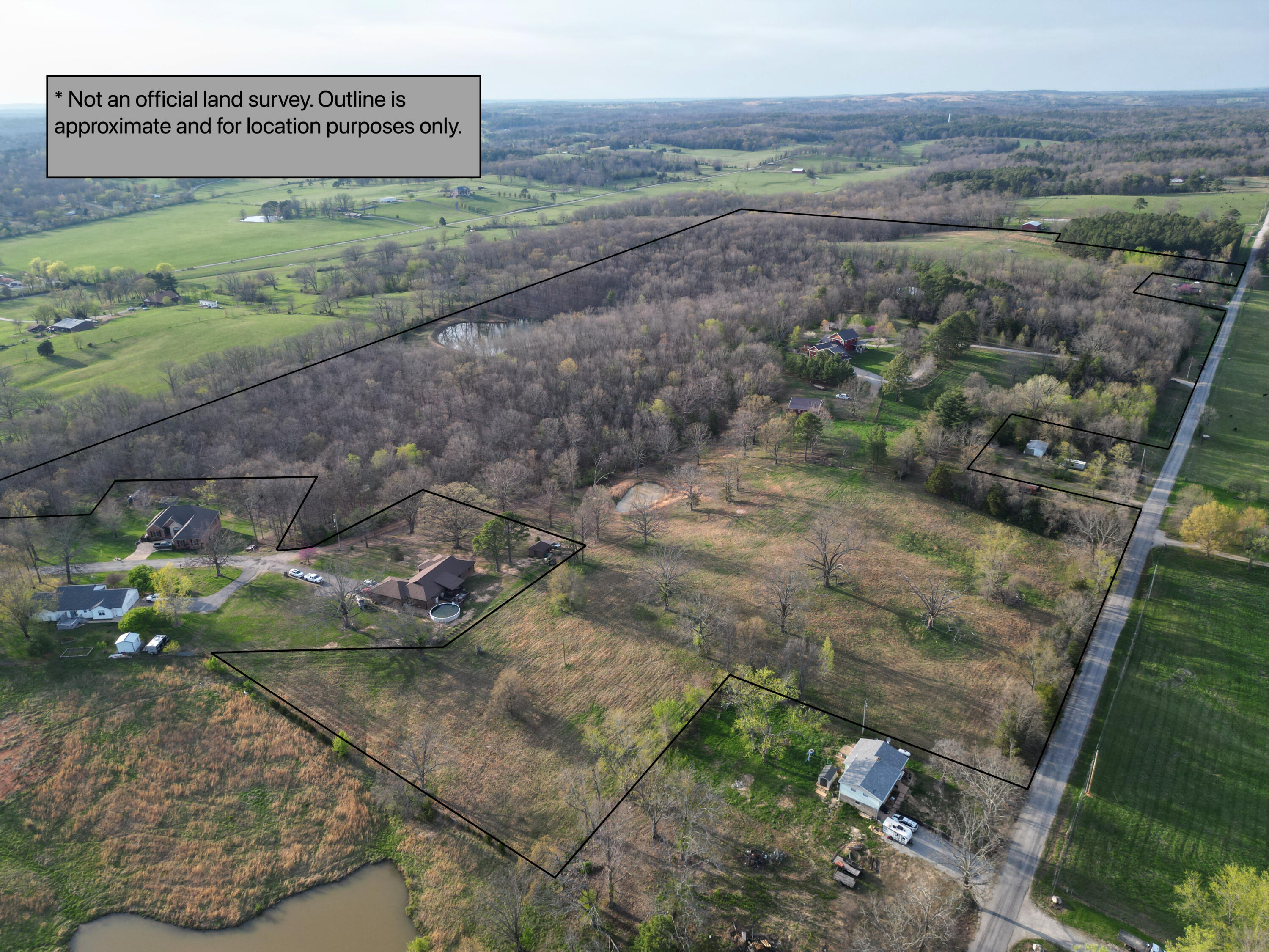 1269 County Road 1070 Property Photo 3