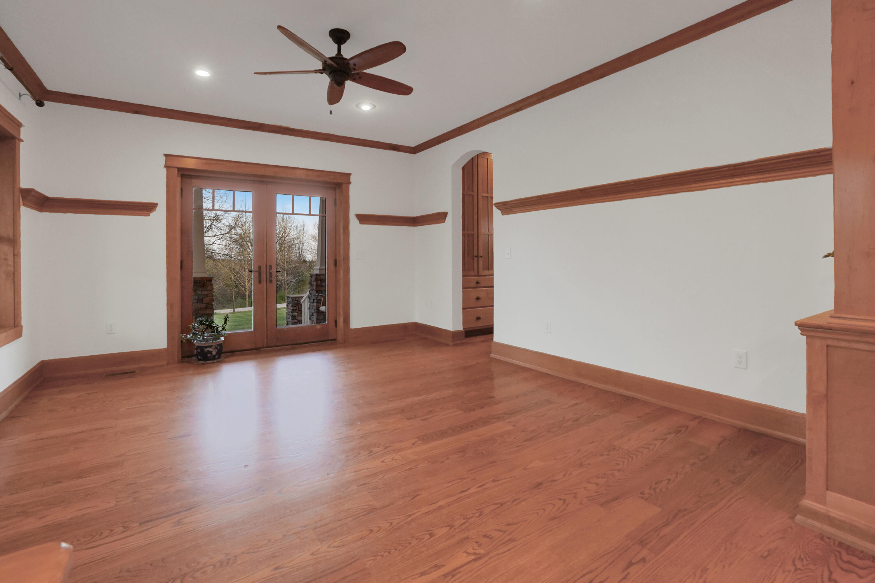1269 County Road 1070 Property Photo 8