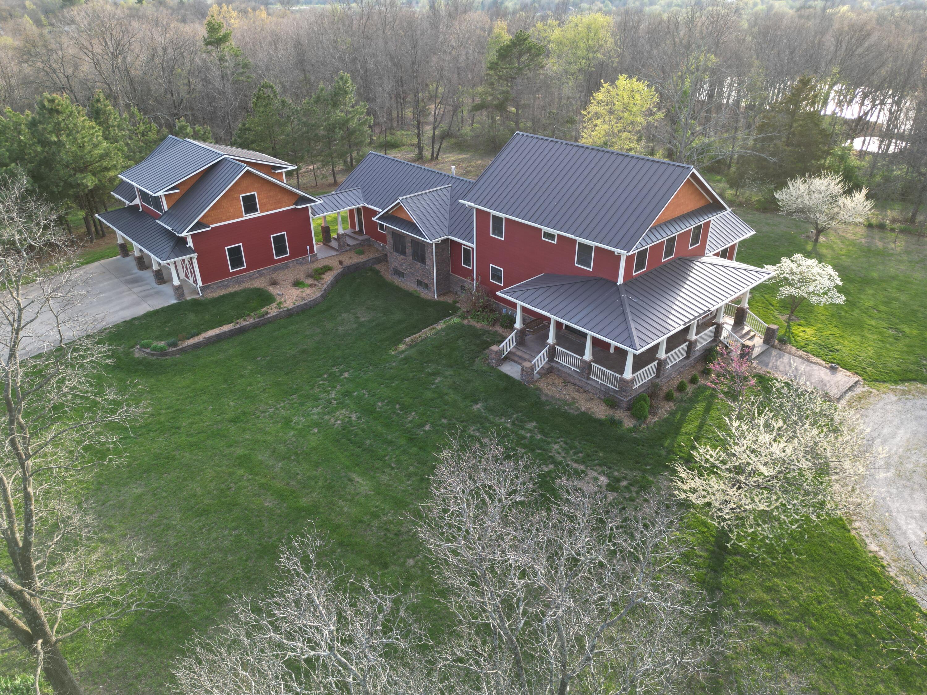 1269 County Road 1070 Property Photo 51