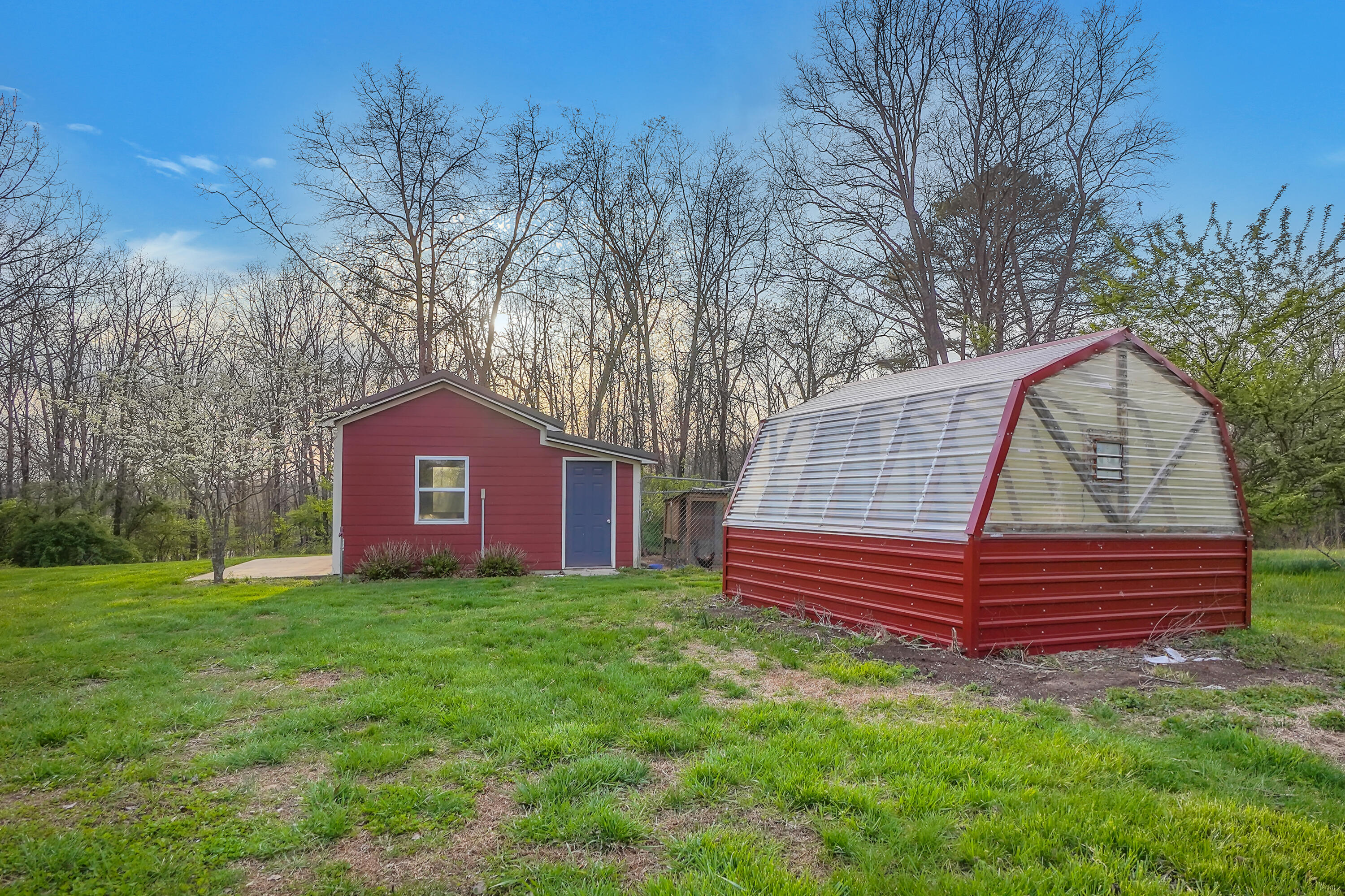 1269 County Road 1070 Property Photo 67