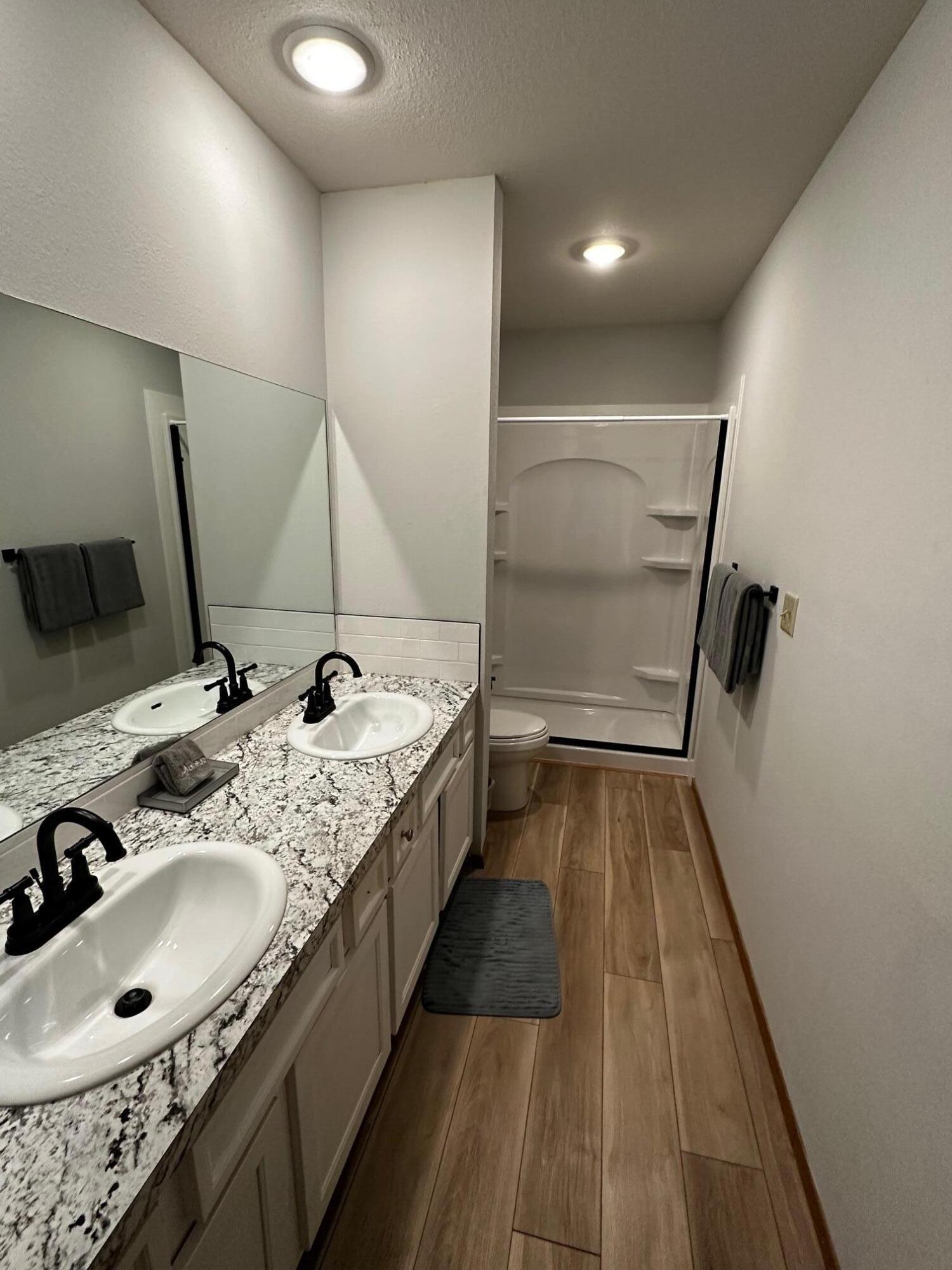 17 Gold Finch Drive Property Photo 9
