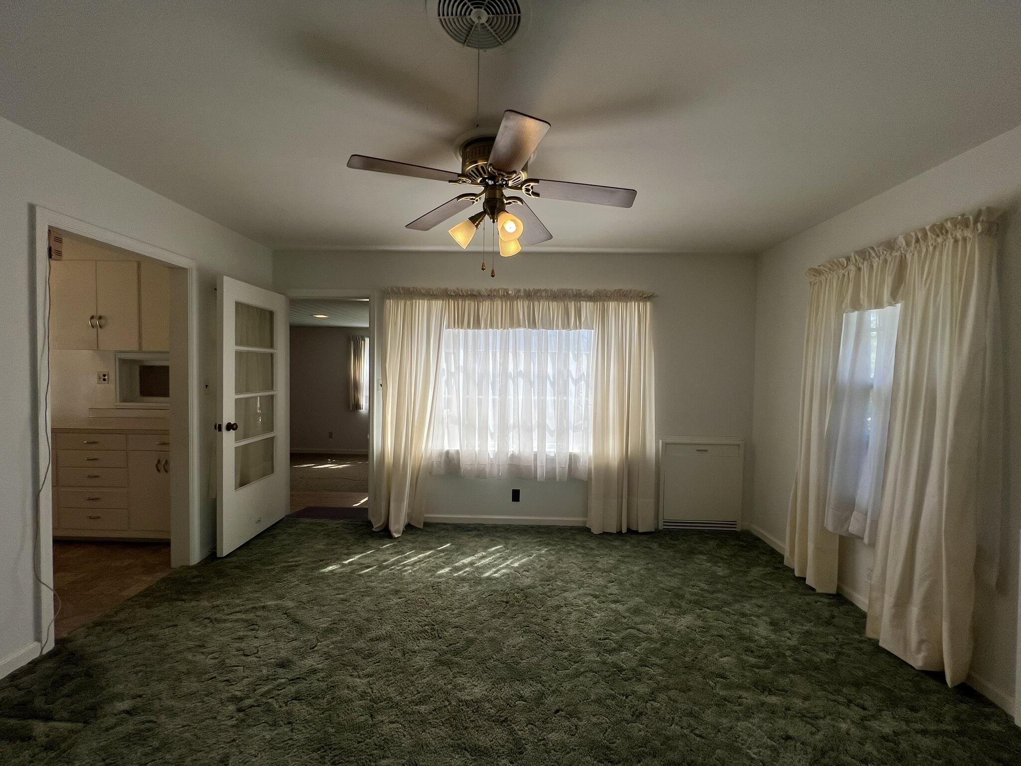 848 Chestnut Street Property Photo 9