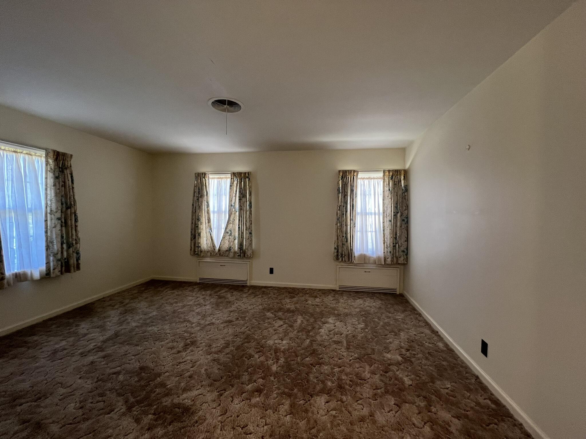 848 Chestnut Street Property Photo 28