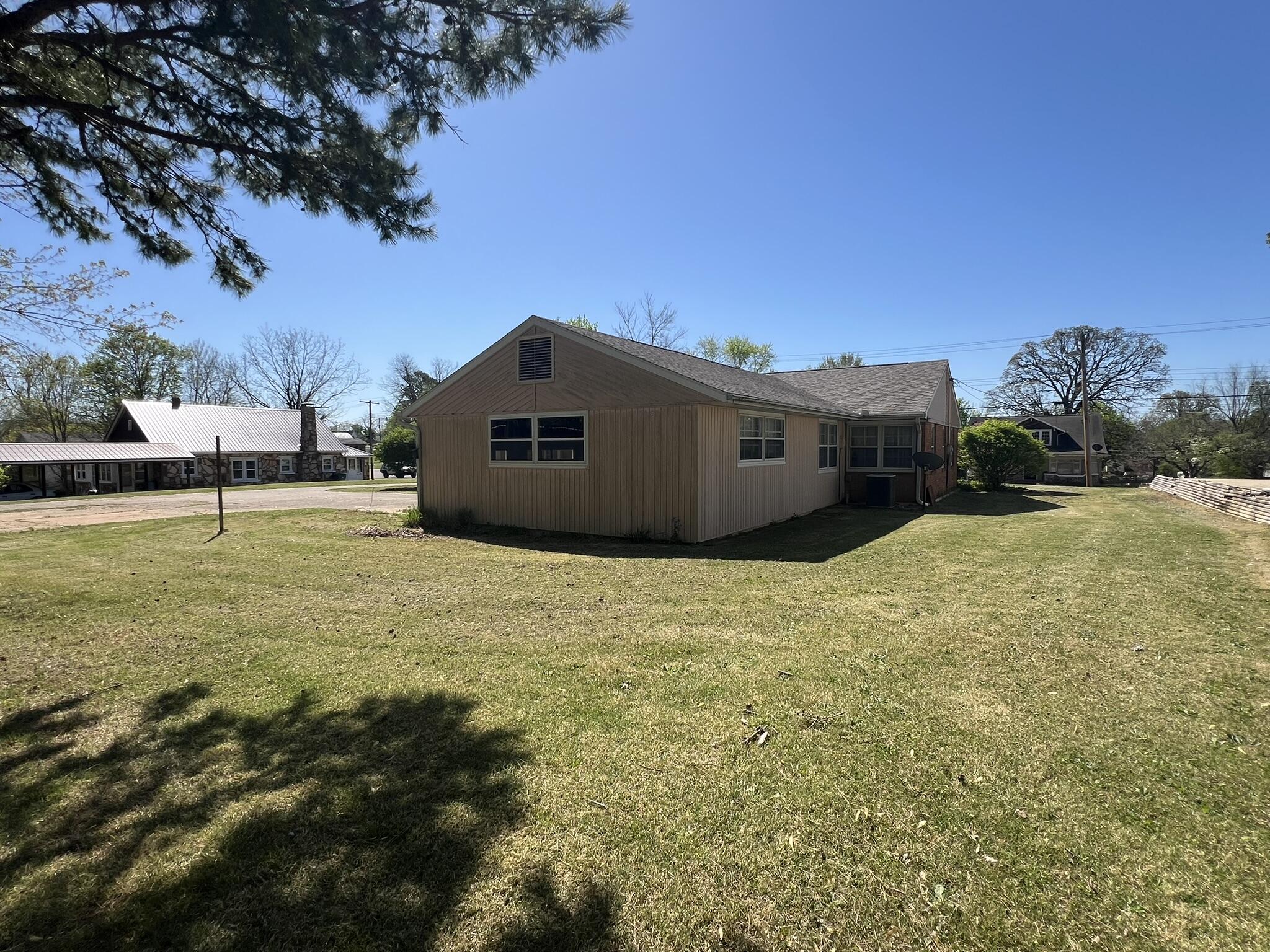 848 Chestnut Street Property Photo 38
