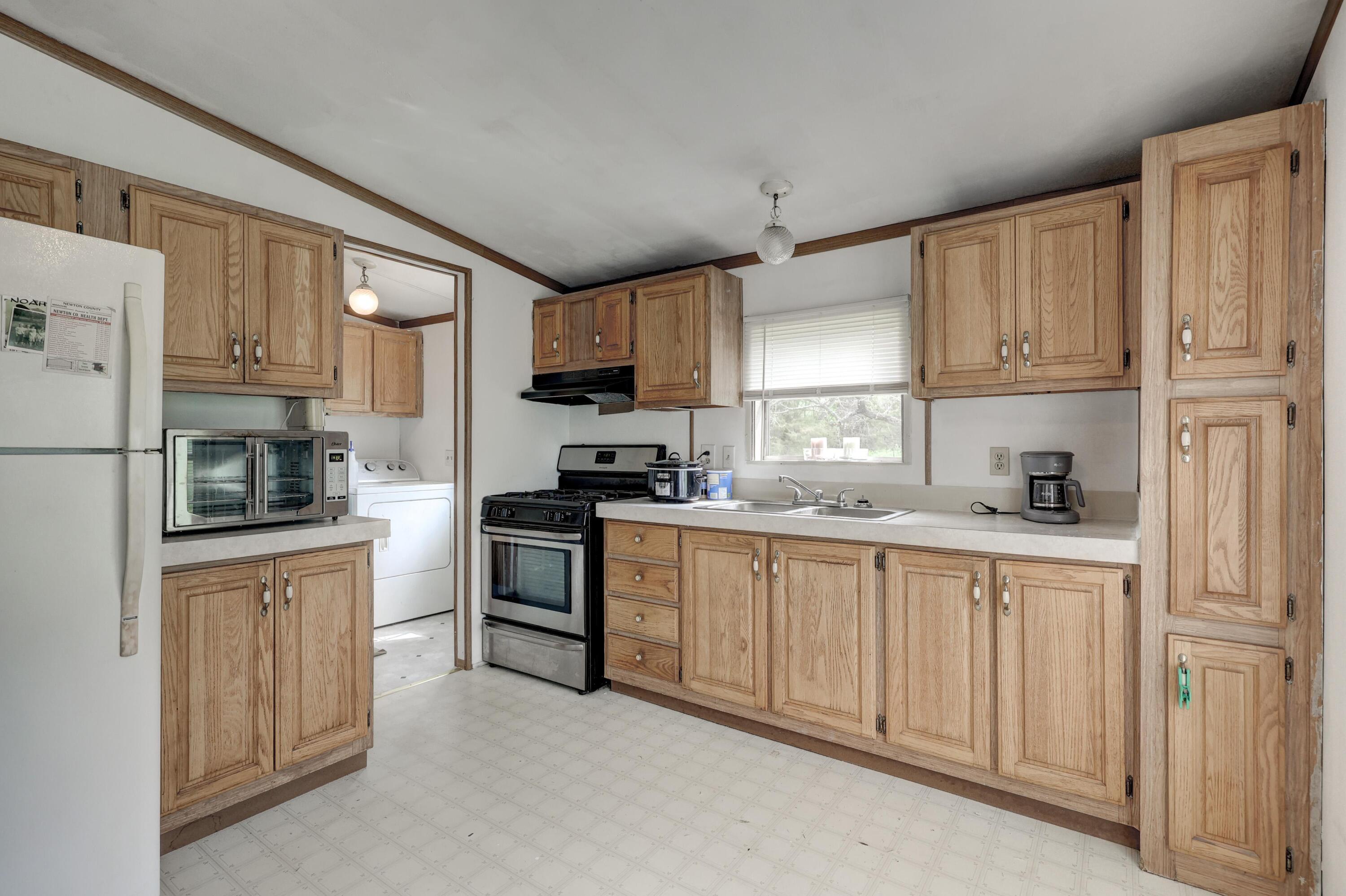 19321 Dove Road Property Photo 3