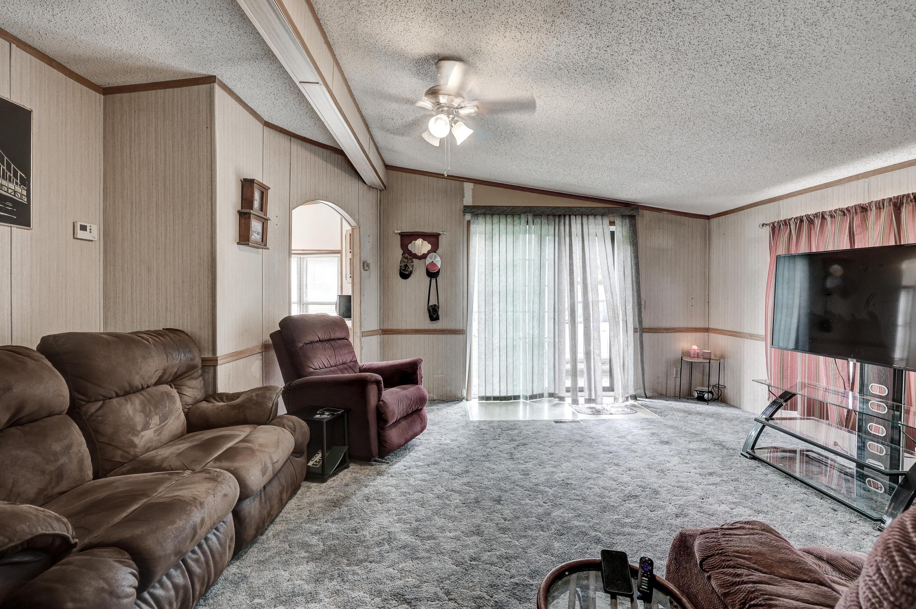 19321 Dove Road Property Photo 8