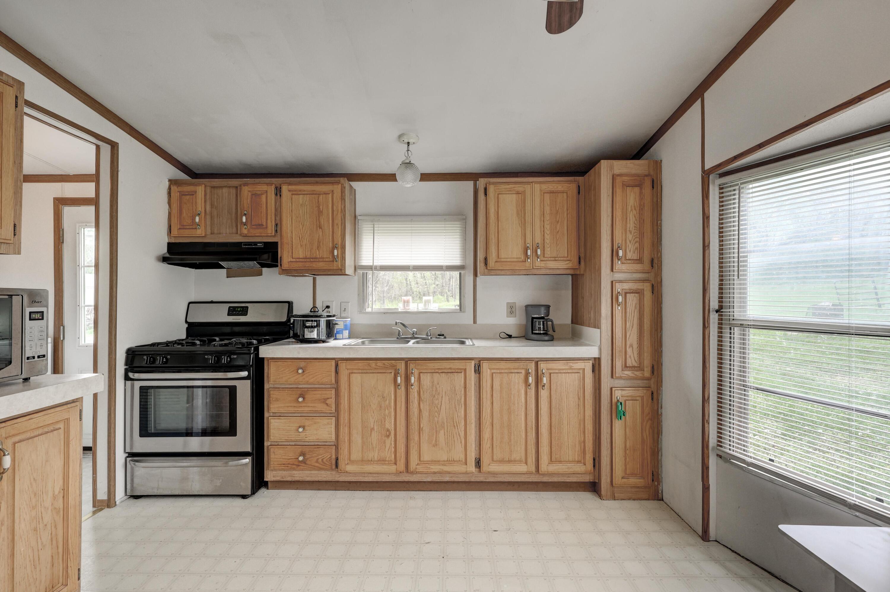 19321 Dove Road Property Photo 10