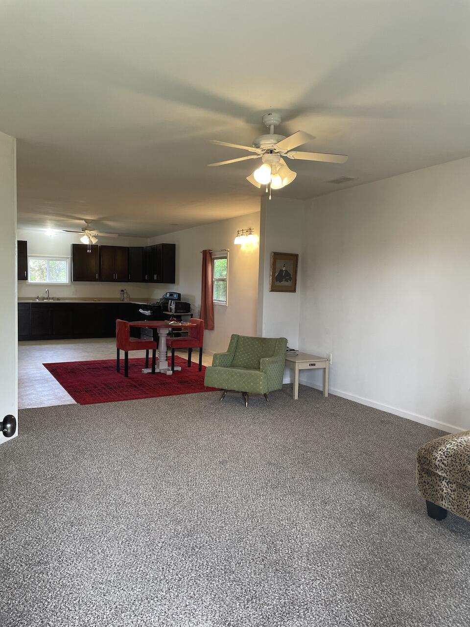 523 Pine Street Property Photo 2