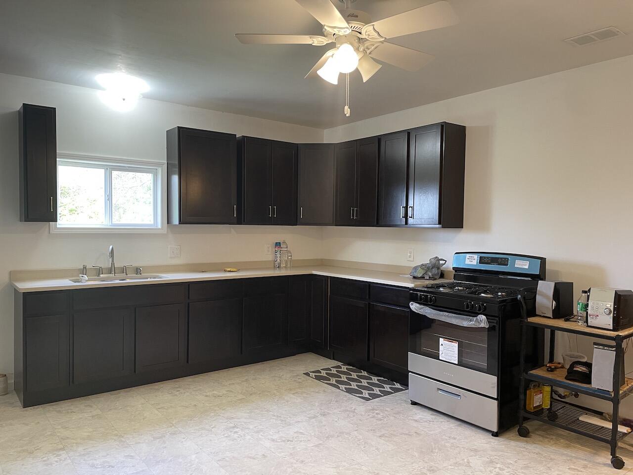 523 Pine Street Property Photo 7