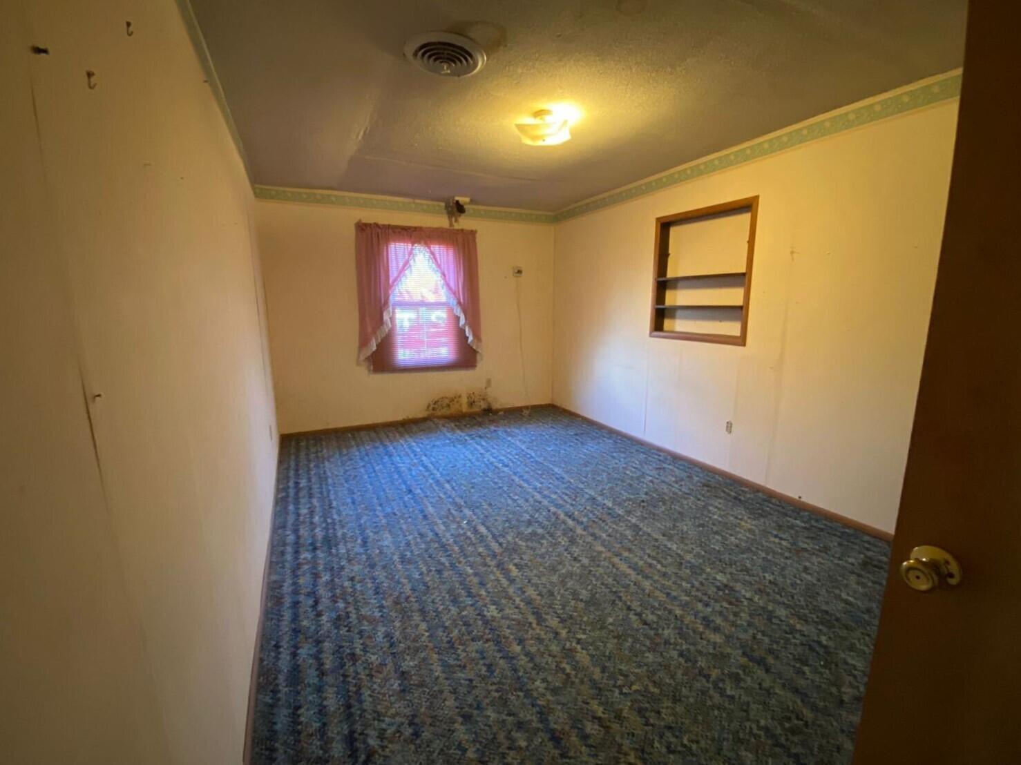 801 Cleveland Street Property Photo 6