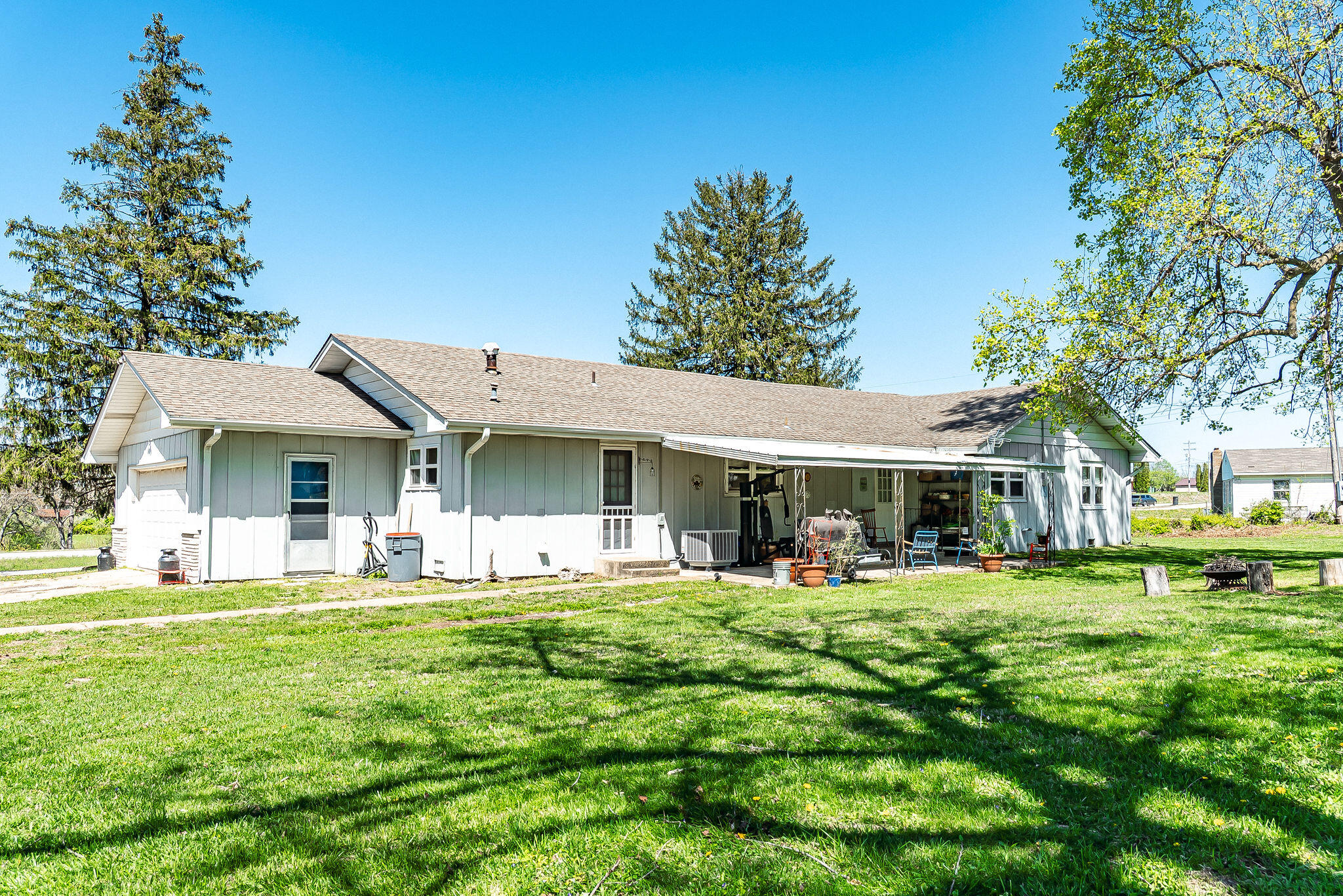 133 Sutherland Avenue Property Photo 15